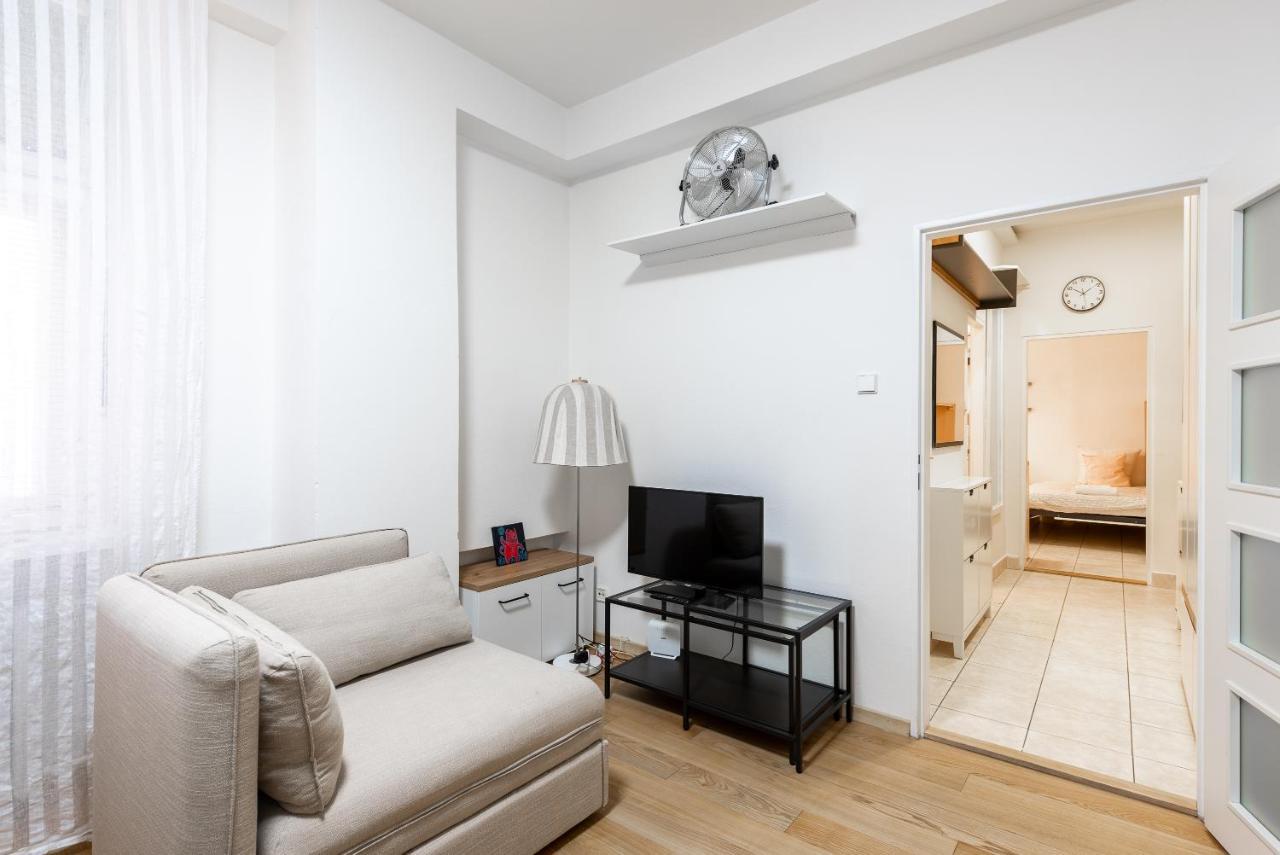 Lotus Apartment Prague Ngoại thất bức ảnh